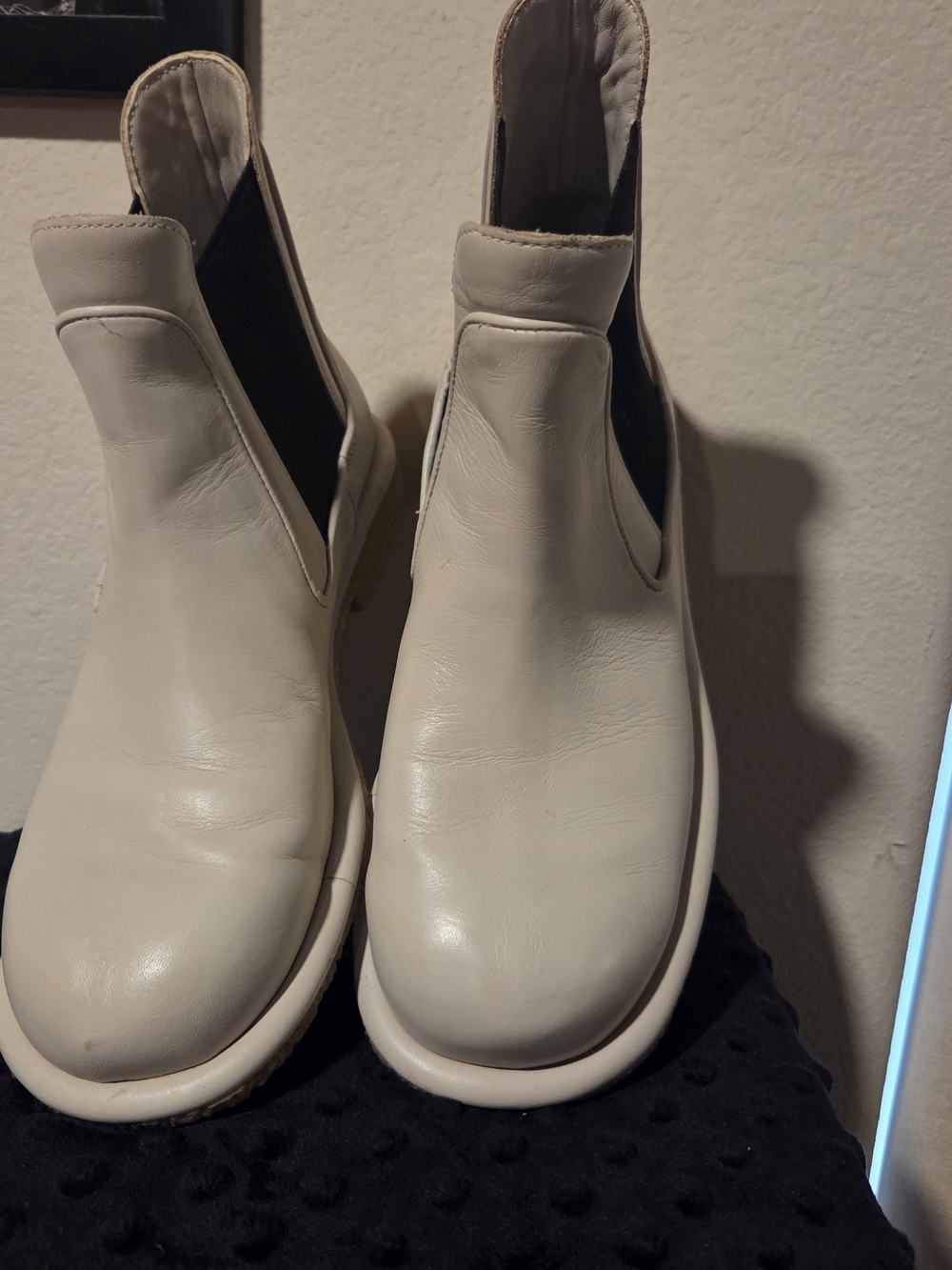 Women's White Zara  Boots Size 38